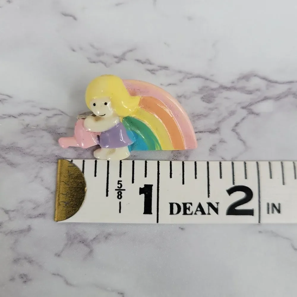 Vintage 80s pin